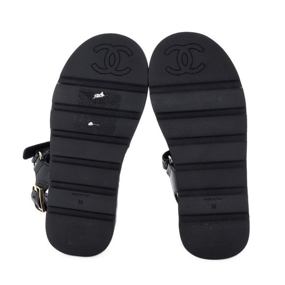 Chanel Women's Logo Velcro Strap Wedge Sandals Quilted Leather Black - Picture 4 of 4